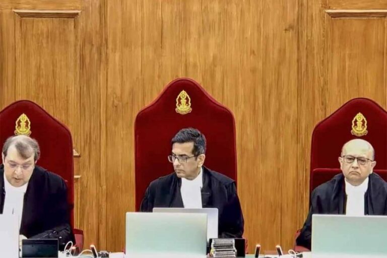 डॉक्टर के रेप&मर्डर केस पर आज सुप्रीम कोर्ट में सुनवाई हुई, कहा& काम पर लौट आएं प्रदर्शनकारी डॉक्टर