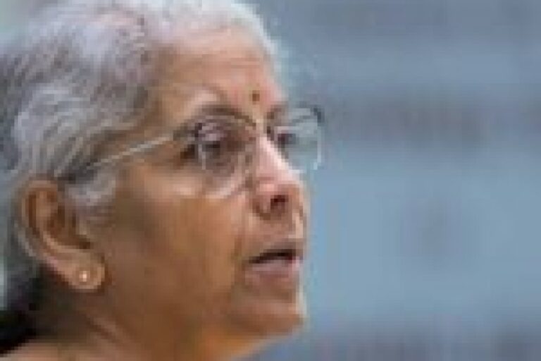 केंद्रीय वित्त मंत्री निर्मला सीतारमण के खिलाफ एफआईआर दर्ज करने का आदेश दिया गया