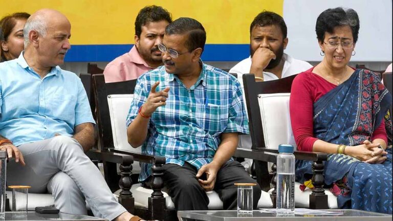 लुधियाना : केजरीवाल के एक और सांसद पर पड़ गया ED की रेड, भड़क उठी AAP