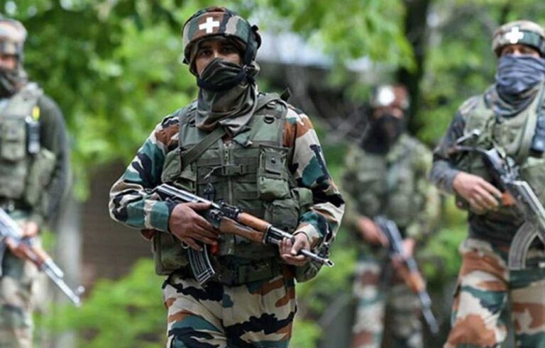 कुपवाड़ा में आतंकी की घुसपैठ की कोशिश नाकाम, सुरक्षाबलों ने दो आतंकियों को किया ढेर