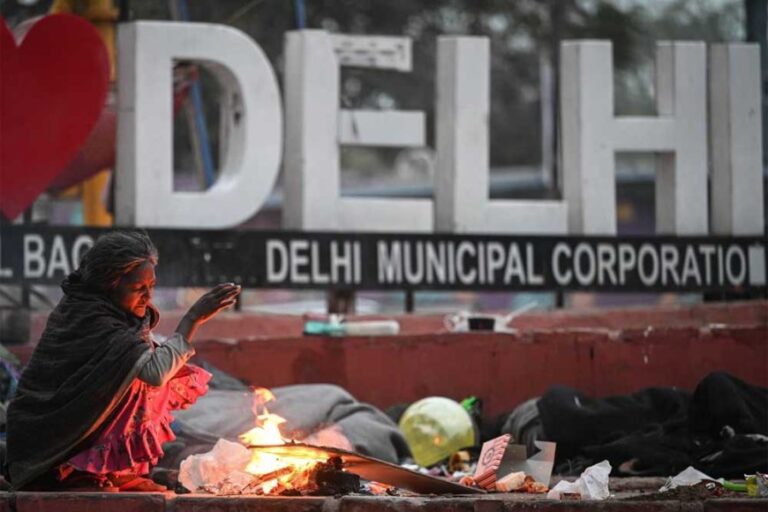 दिल्ली में गुलाबी ठंड की दस्तक संग सर्द हुईं रातें, बदला मौसम, न्यूनतम तापमान सामान्य से नीचे रहने के आसार
