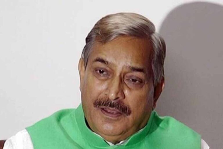 राज्यसभा सांसद प्रमोद तिवारी ने दिल्ली में बढ़ते प्रदूषण मोदी सरकार और दिल्ली सरकार जिम्मेदार ठहराया