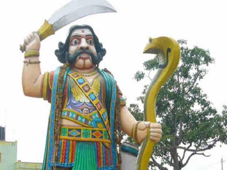 महिषासुर वध को छल मानता है ये समुदाय, नवरात्रि पर होती है असुर की पूजा