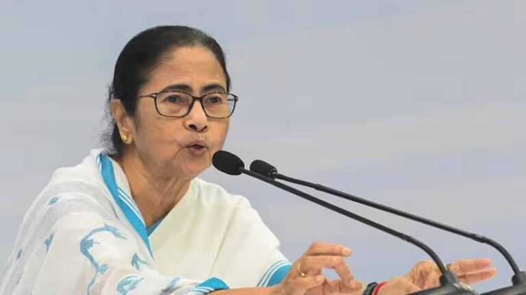 10 साल की बच्ची से रेप मामले में आरोपी को 3 महीने के अंदर हो मौत की सजा, ममता बनर्जी का पुलिस को अल्टीमेटम