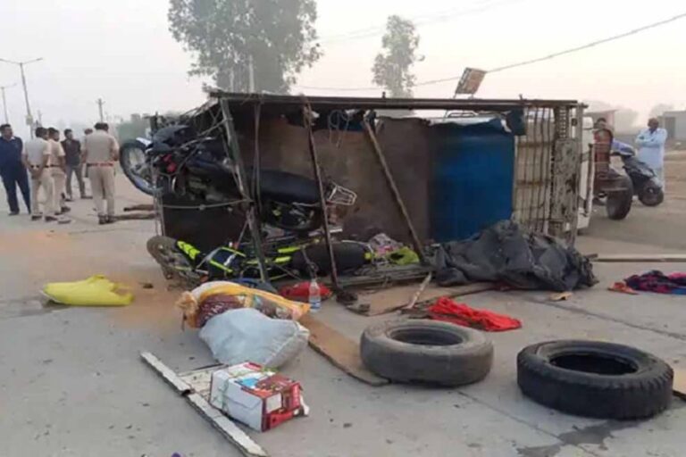 हरियाणा के झज्जर में दर्दनाक हादसा, ट्रैक्टर और पिकअप गाड़ी में टक्कर, 3 की मौत