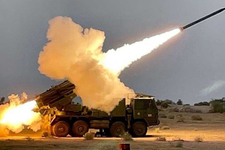 चीन की फायर पावर ध्वस्त करने के लिए भारतीय सेना को जल्द ही ब्रह्मास्त्र मिलेगा, 120 km रेंज का प्लान