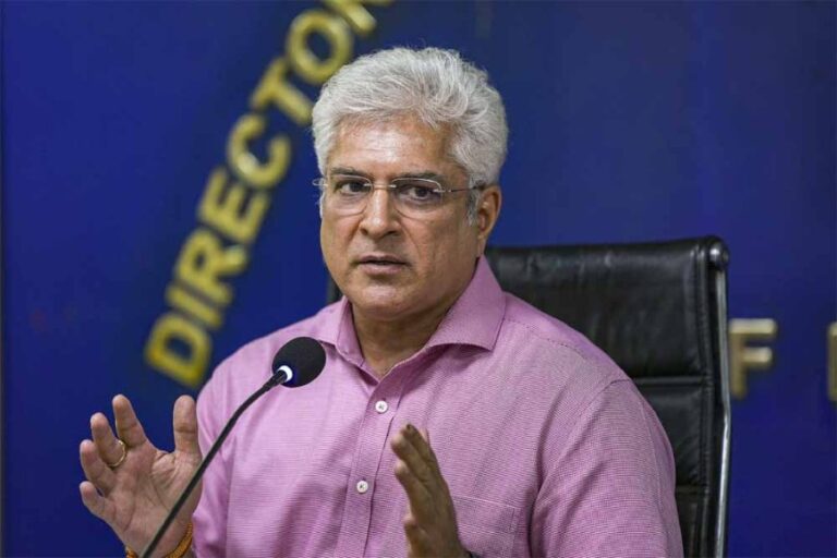 कैलाश गहलोत ने पार्टी छोड़कर भाजपा में शामिल होने के बाद दिल्ली विधानसभा से इस्तीफा दिया