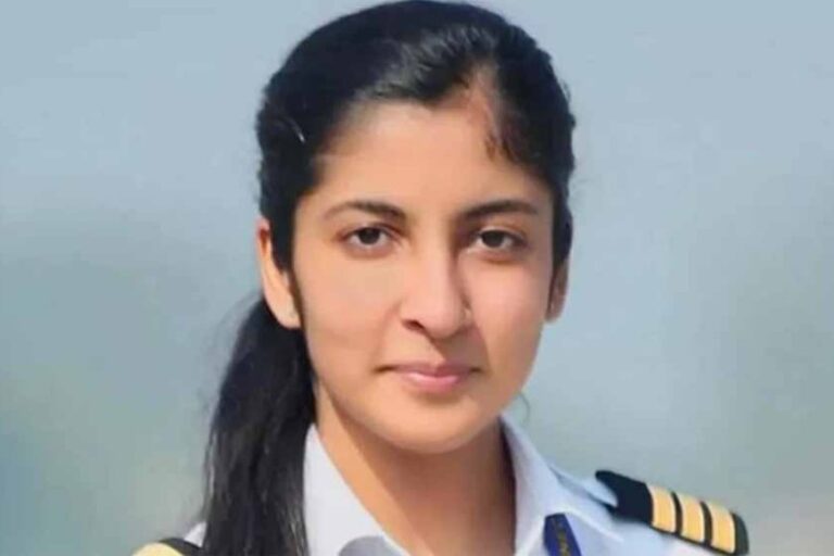 नॉनवेज खाने से रोका तो एयर इंडिया की पायलट ने की आत्महत्या!